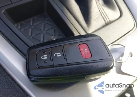 2019 Toyota Rav4 Xle from USA, damaged, VIN 2T3W1RFV4KW057153